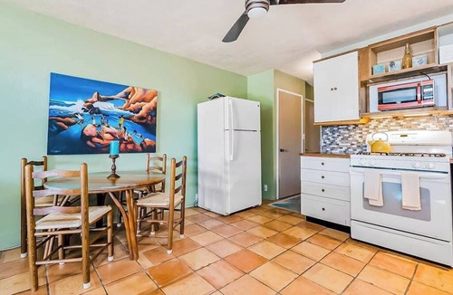 Ualapue Apartment | Relax at a Dreamy Oceanfront Resort Condo with Pool & Beach Access