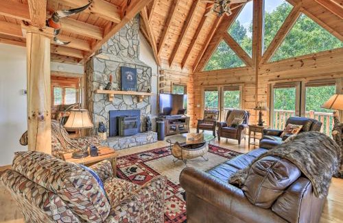 Piney Creek House | River Access & Game Room: Piney Creek Cabin!