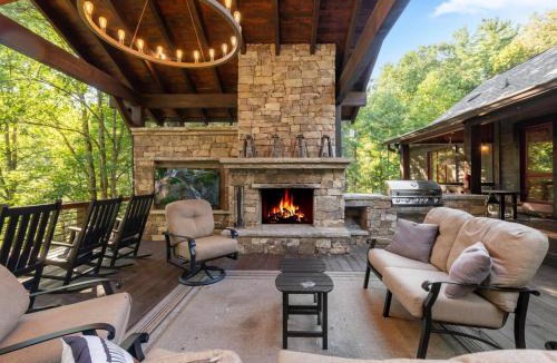 Cherry Log House | River Joy Lodge