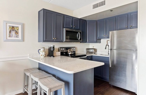 Downtown Wilmington Condo | Riverfront Condo in the Heart of Downtown