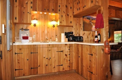Greenwater Cabin | Riverfront- Hot Tub
