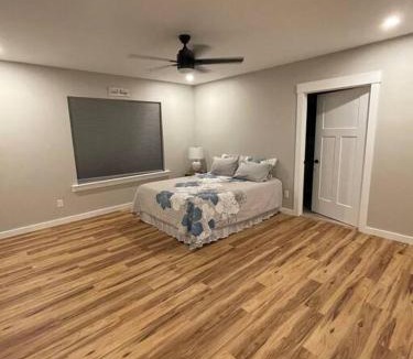 Bangor House | Riverside Getaway with HotTub 3br 2 bth