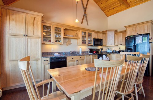 Rangeley Condo | Rock Pond Condo Green Drake 25 - Gorgeous ski in ski out condo on Saddleback Mountain