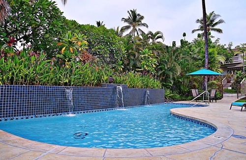 Keauhou Condo | Romantic Keauhou Retreat - Pool + Tropical Lanai