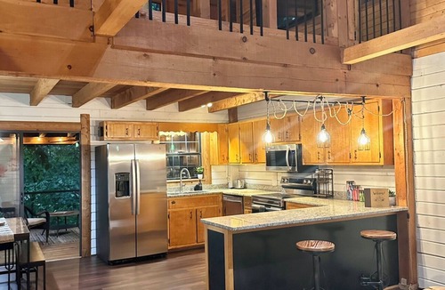 Jasper Cabin | Rustic Mountain Retreat, 3BR, Game Room, Patio, Community w/Amenities