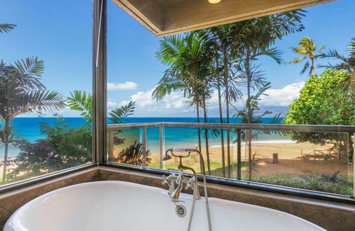 Kahana Condo | Sands Of Kahana 315 2bd/2ba Oceanfront 2 Bedroom Condo by RedAwning