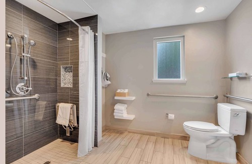 Central Berkeley Hotel | Sather Berkeley, SureStay Collection by Best Western