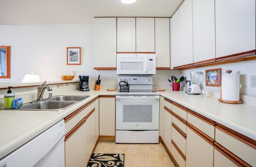 Wailua Condo | "Seas The Day: Oceanview Escape with Stunning Views at Wailua Bay View – Ground Floor Bliss!"