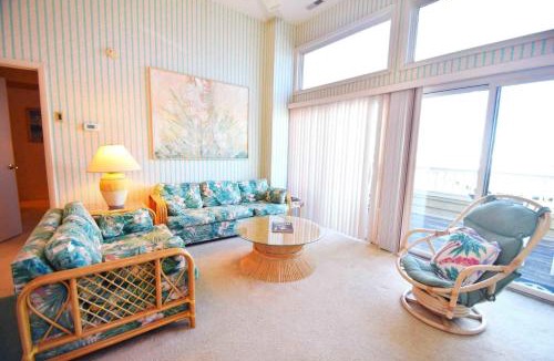 Heron Harbour Isle Apartment | Seascape-Heron Harbour 204-4