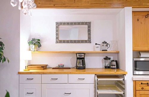 Whittier House | Serene + Spacious Boulder Oasis - Sleeps 10 - 30+