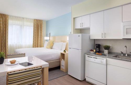 Central Business District Hotel | Sonesta ES Suites New Orleans Downtown