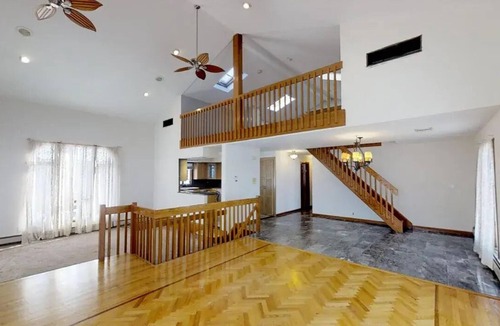 North Bergen Apartment | Spacious 4-bedroom apartment with AC, fitness room in wonderful North Bergen