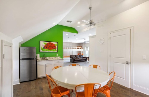 Marlyville - Fontainebleau House | Spacious 4BR with Pool, Perfect for Big Families
