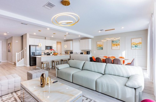 Enterprise Villa | Spacious 5-bedroom villa in vibrant Las Vegas with WiFi, AC