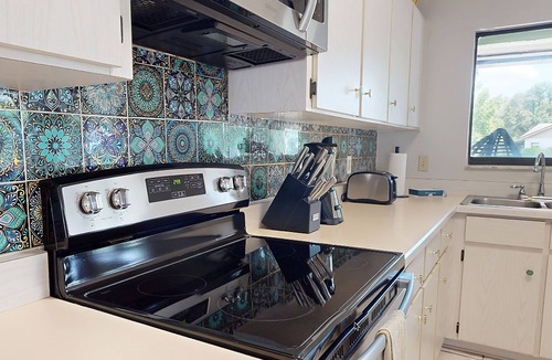 Indian Ridge House | Spacious Home w/Private Pool, Hot Tub & Game Room Near Disney