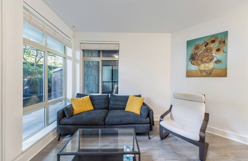 Vancouver Condo | Spacious Modern 3BR Condo at UBC - Ideal for Families & Scholars