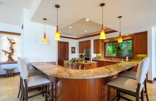 Kamuela House | Spacious Ocean View Villa in Beautiful Mauna Lani Resort with AC