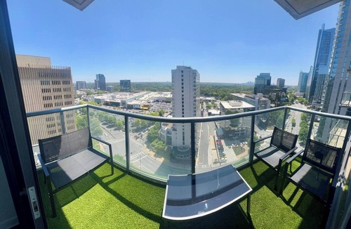 Lenox Apartment | Spacious Panoramic Penthouse Views