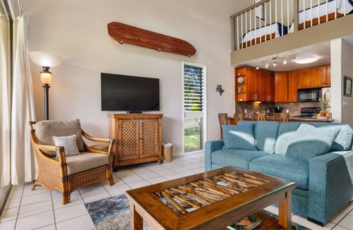Kahuku House | Spacious Townhome with Golf Course Views