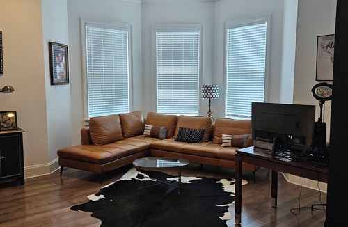 Clarkdale House | Spaciously inviting 8-bedroom w/en suites, 2 kitchens, fitness room, theater