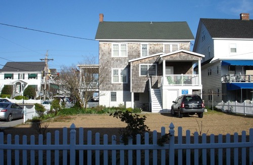 Ocean City Apartment | Stay just 6 houses from the boards in a 1928 Cottage in Old Town!