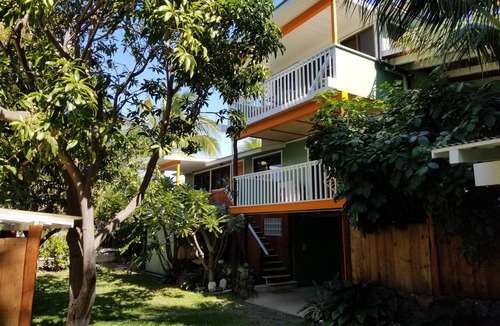 Kamuela House | Steps from Paniau Beach