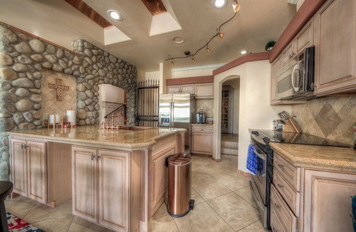 Colorado Springs House | Steps to Downtown Shopping~Views~Pike's Peak Villa~ Perfect Location
