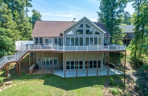 Bracey House | Still Waters Refuge | Main Lake Luxury w/Spectacular Sunset Views of Lake Gaston! | Sleeps 20
