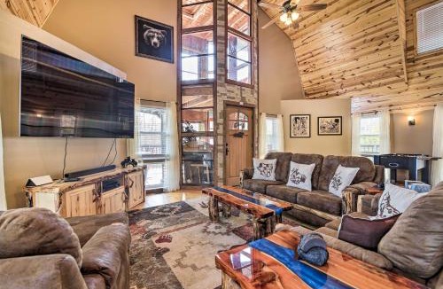Kodak House | Strawberry Plains Cabin: Private Pond & Game Room!