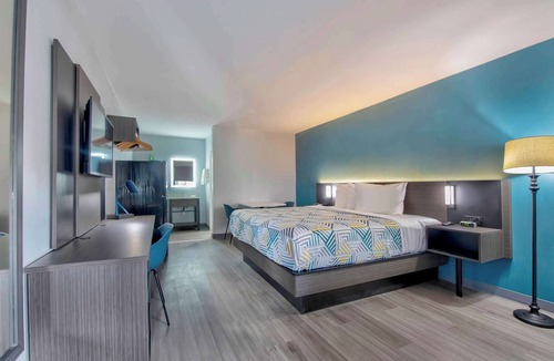 Tougaloo Hotel | Studio 6 Jackson, MS - I-55