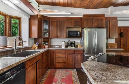 Lanikai House | Stunning Lanikai Home just steps to the Ocean-Authentic Hawaiian Tropical Charm