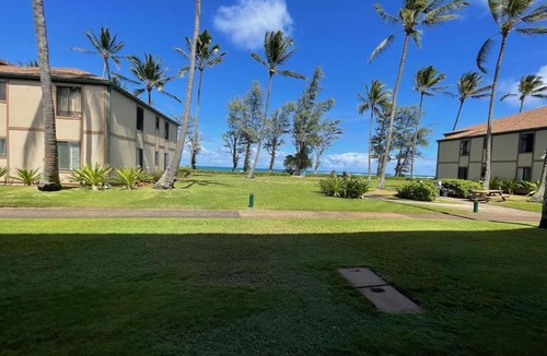 Kapaa House | Stunning Ocean View Condo Pono Kai Resort G106