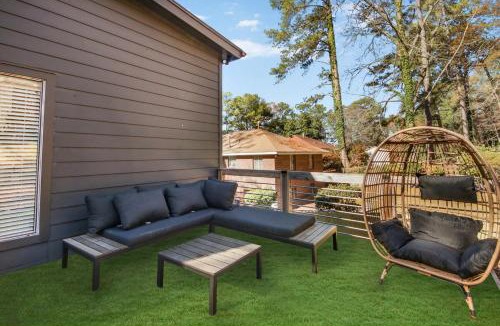 Atlanta House | Stylish Spacious Home near Downtown ATL with Hidden Room