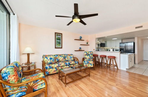 Kahaluu Bay Condo | Summer Deal Kona 2BR Condo Across Magic Sands Beach with Ocean Views