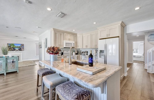 Deerfield Beach House | Summer time at the Blue Wave Beach Home!