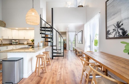 Kahuku Apartment | The Drifter - North Shore Loft - Relaxed Luxury