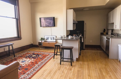Marshland Apartment | The Exchange 22 | Historic Bldg, 1 BR ADA, Dwntwn