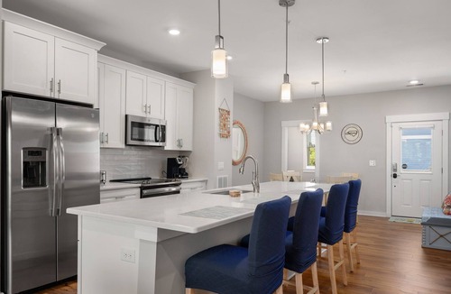 Bermuda Bay House | The Flying Flip Flops 3 Bedroom at Cambridge Cove