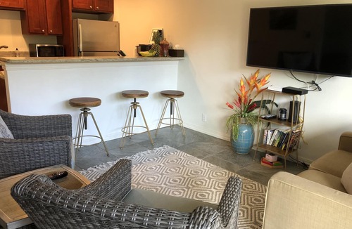 Kapaa Condo | The Heart of Kapaa walking distance to the beach, groceries, and fine dining.