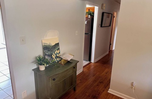 Springdale House | The Nook Bike Trail Family Friendly Near U of A