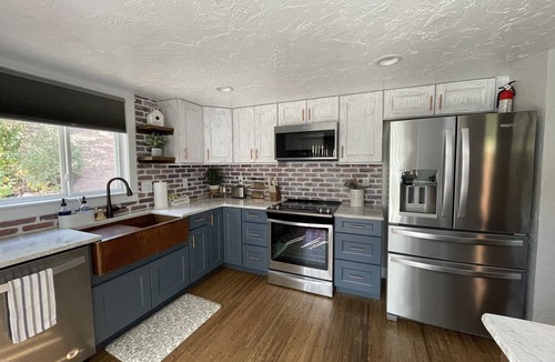 West Colorado Springs House | The Retreat at Laurel *Walking Distance to Garden of the Gods*