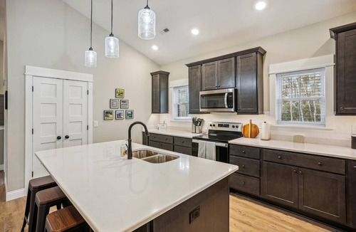Harbinger House | The Turn at Kilmarlic - Kilmarlic Golf Club, Sits on 10th Tee, Water Park Nearby, YR Flex Stays