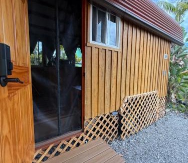Puna Palisades House | Tiny House & Sauna-Walk to Kehena Beach - Close to Lava Hot Springs