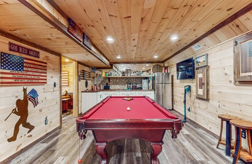 Necowa Cove Cabin | Tranquil mountain cabin with stunning views, hot tub & dog friendly