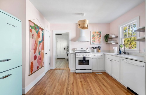 North Charleston House | Tranquil Space | Private Yard | The Lotus Petal