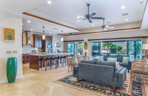 Alii Heights Mauka House | Tropical Beach-Close Kona Retreat with Pool & Lanai
