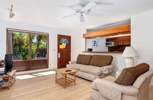 Keauhou Condo | Tropical Style! Fairway View Lanai, Washer/Dryer, WiFi, Kitchen Ease, TV Kanaloa 402