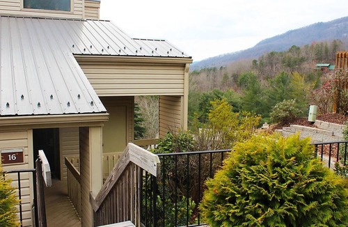 Lake Lure Condo | Two Bedroom Luxury Condo, Lake Lure, NC (2054640)
