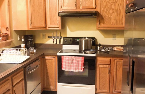 The Forks Cabin | Two room Riverfront Suite in West Forks
