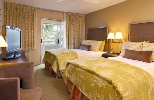 Wailua Apartment | Ultimate Kauai Adventure Awaits! Pool, Free Parking, Close to Beach!